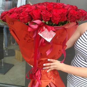 101 красная роза в Ровно фото