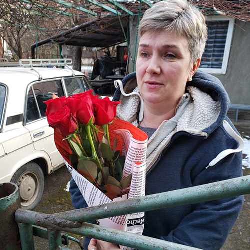 Фото товара 7 красных роз с конфетами в Ровно