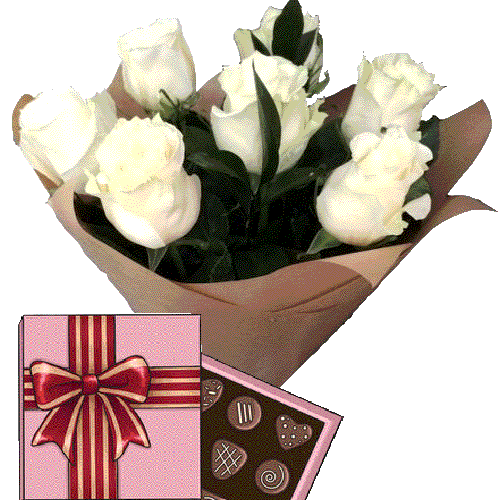 Фото товара 7 белых роз с конфетами в Ровно