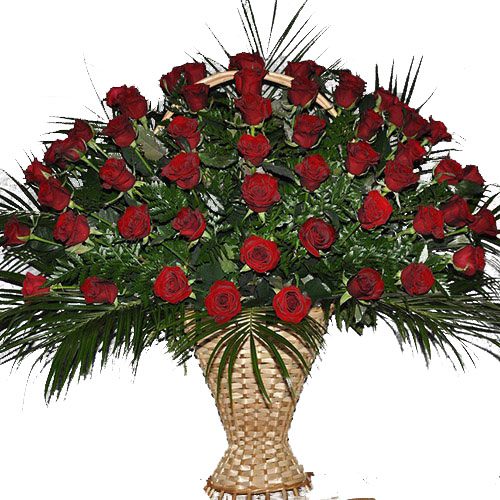 Фото товара Кошик 100 троянд у папороті в Ровно