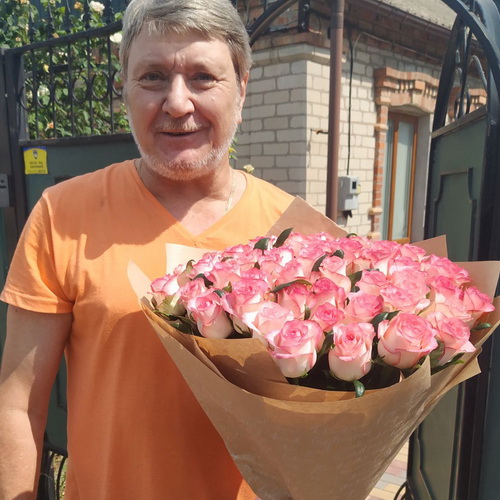 Фото товара 33 розы "Джумилия" в Ровно